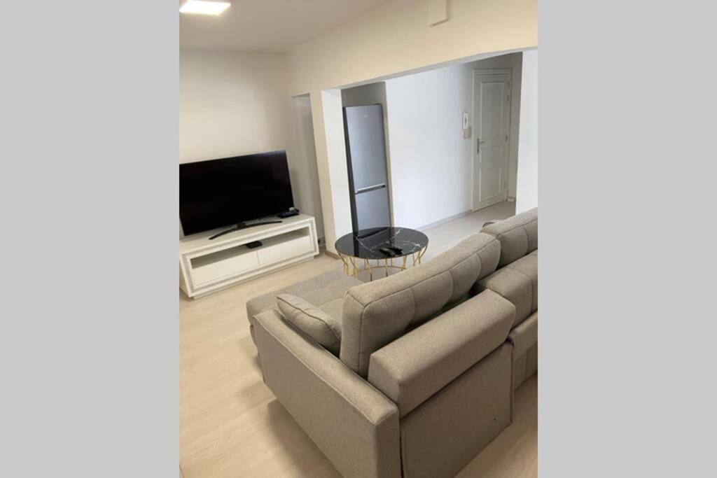 One-Bedroom Apartment,1130978049:JPEG