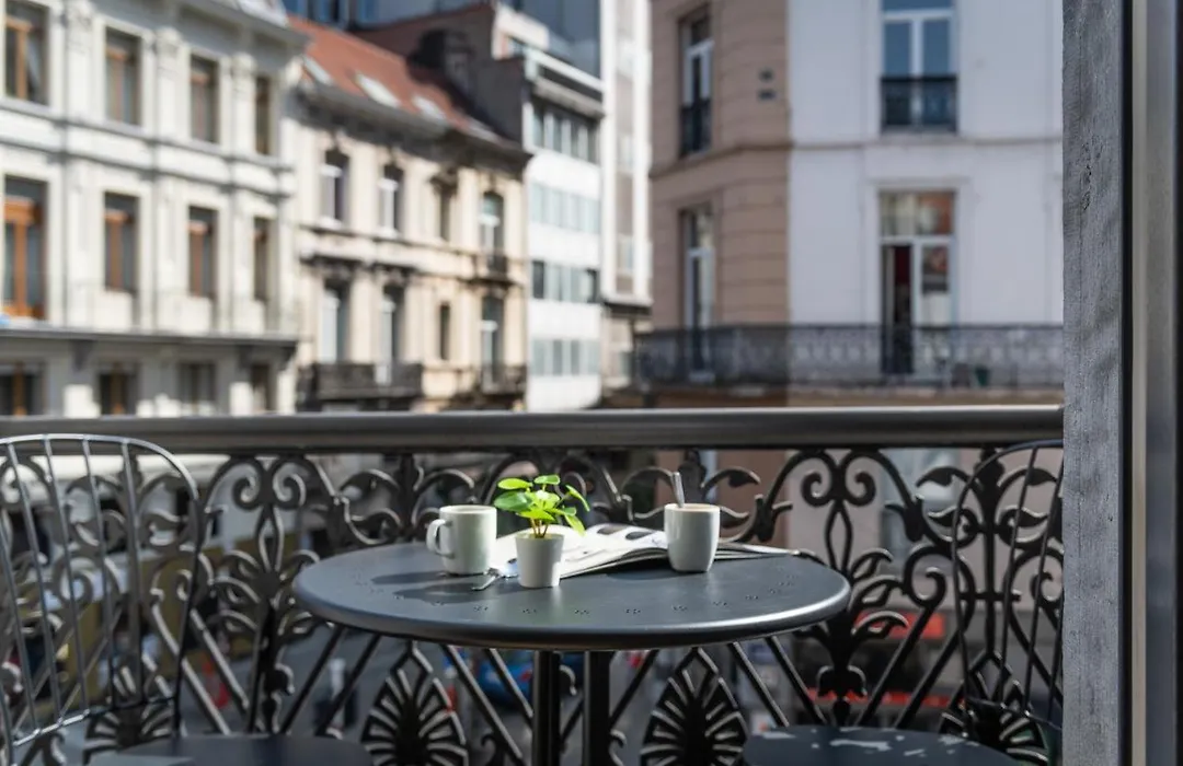 Spacious Modern Appartments In The Heart Of Brussels-1