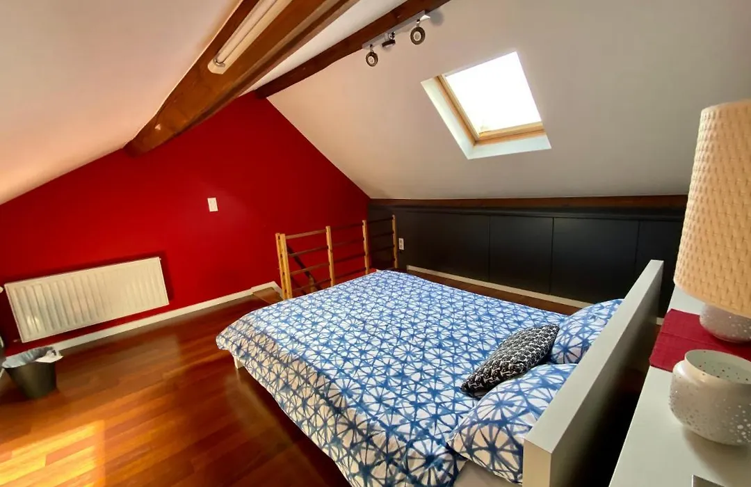 Grand Appartement Jourdan EU-1