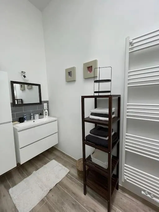 studio indépendant sans cuisine - Le coin cosy avec WIFI-1