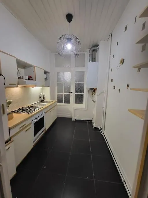 Appartement Style Haussmannien 1 Bedroom-1
