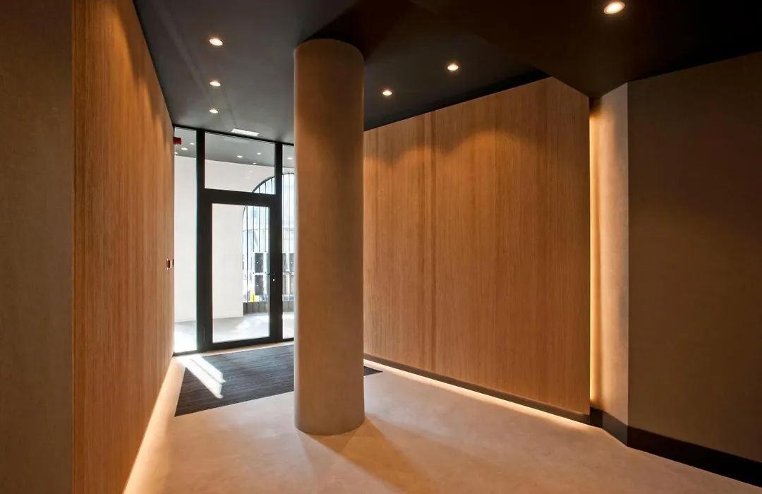 Modern Central 1BR Suite - 90 sqm-1