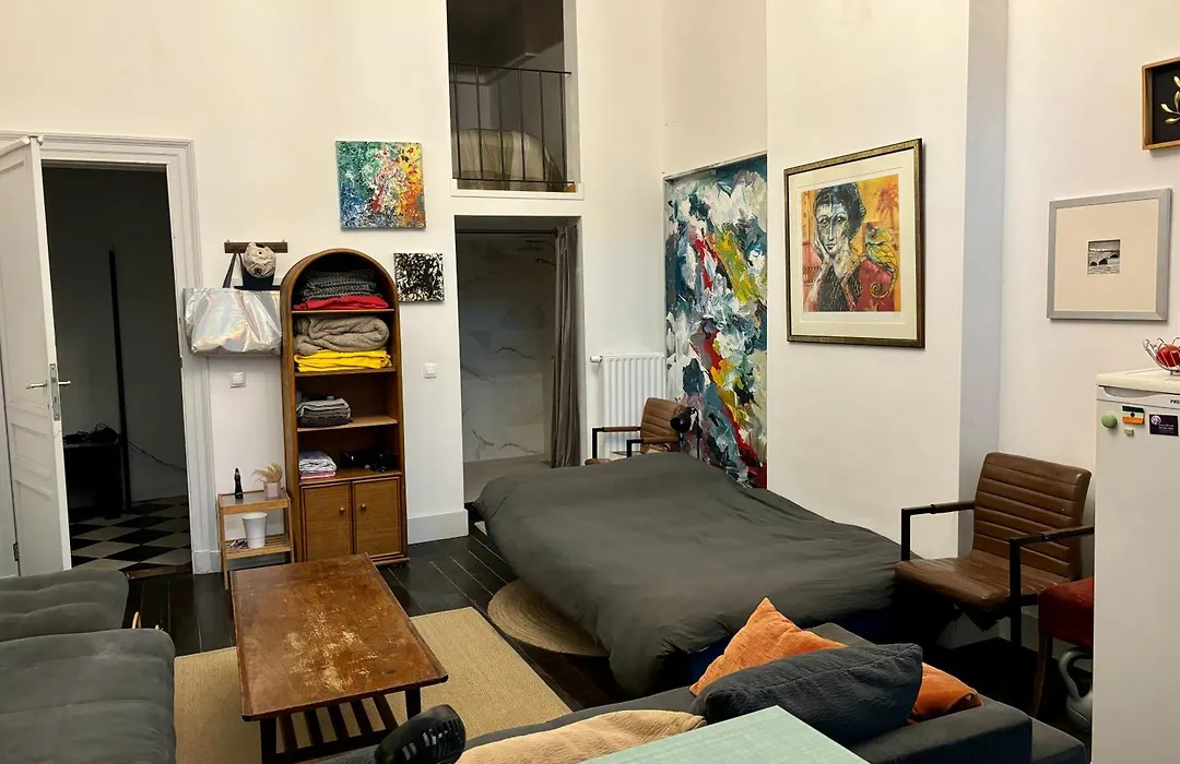 Art Apartment-1