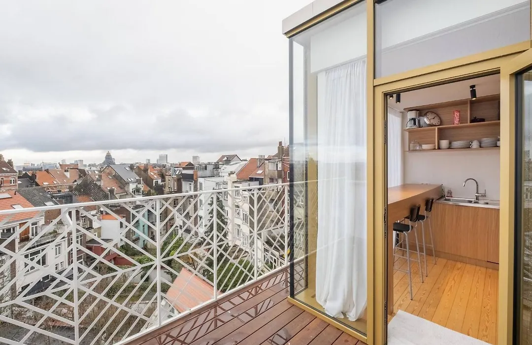 Top Floor New Duplex Stunning View In Trendy St Gilles-1