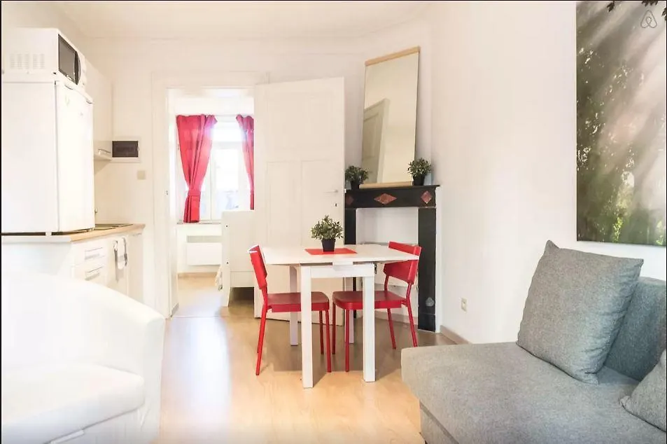 Cool Central Apartment-1
