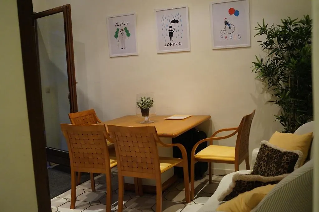 Archimede Guest House-1