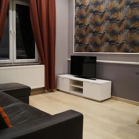 Classy Apartment At European Quarter 2-3