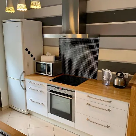 Grand Appartement Jourdan EU-2