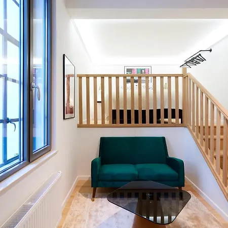 The Good Flats-2