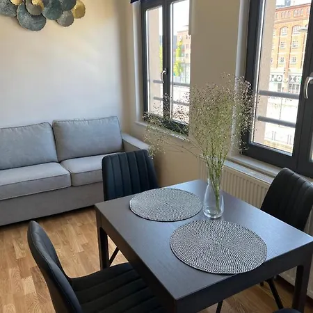 Cosy Appartement With Canal View-2