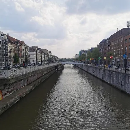 Exclusive Two-Level Apartment With Private Terrace On The Canal Brussels-3