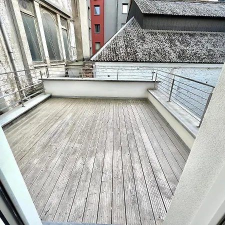 Luxury Brand New Apartment-3