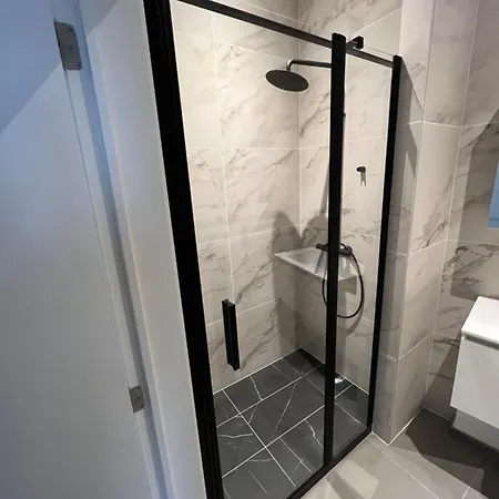 Luxury Brand New Apartment-3