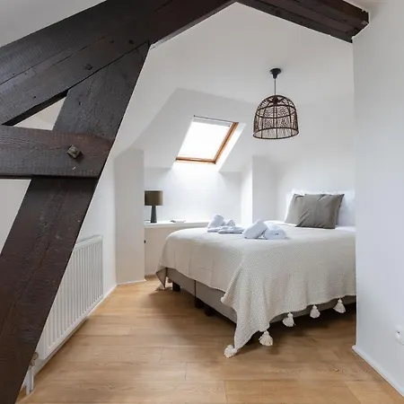 Saint Gery Apartment-2