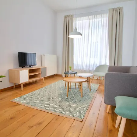 Heart Of Grand Place - Stunning 3Br Triplex-2