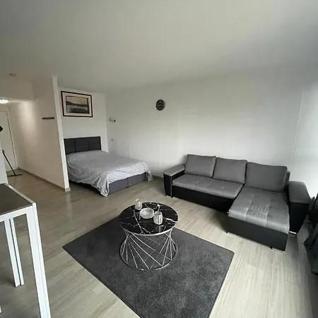 Studio Élégant à Louise, Quartier Prestige de Bruxelles-3