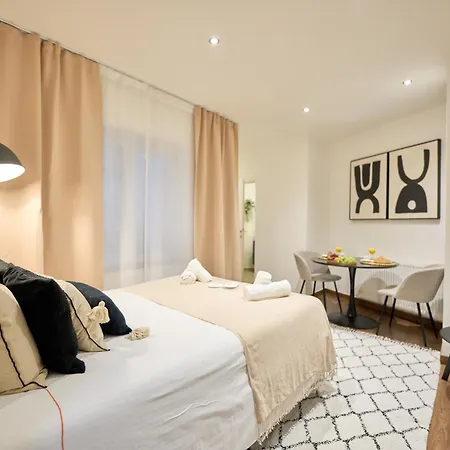 Compact & Stylish Studios In Central Brussels-2
