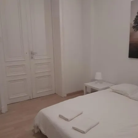 Appt Close To Grand Place Sleeps 6-2