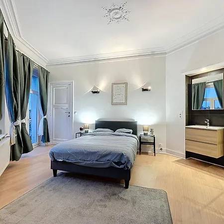 Cosy Apartment Molière 2-3