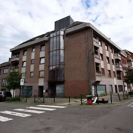 Strelitzyahouse-3