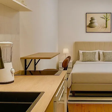 Cozy And Centrally Located Studio Apartment-3