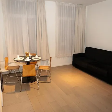 Studio 003 Avenue Louise-3