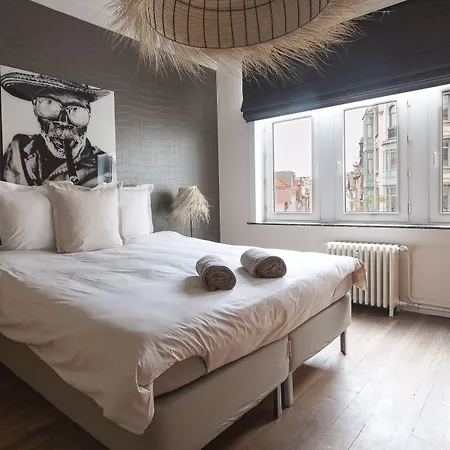 Smartflats City - Manneken Pis-3