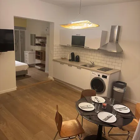 Studio 003 Avenue Louise-2