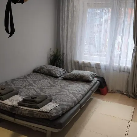 European Heart 2-Bedroom Flat.-3