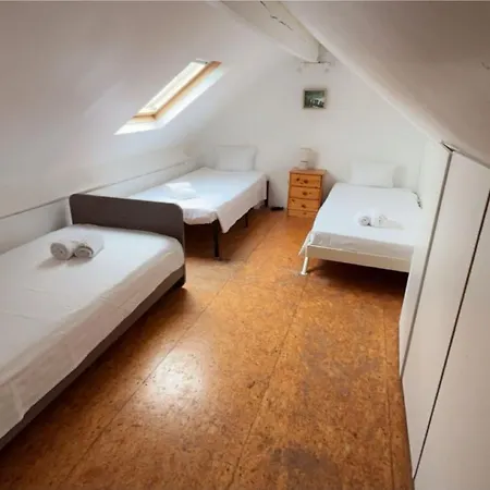 European District Apartment Thirteen-3