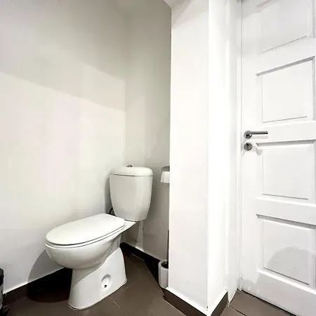 Charming Uccle - 1 Bedroom Apt Brussels-3