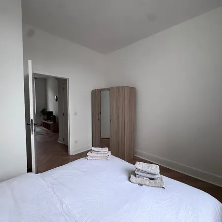 Midi Cozy Apartment-3