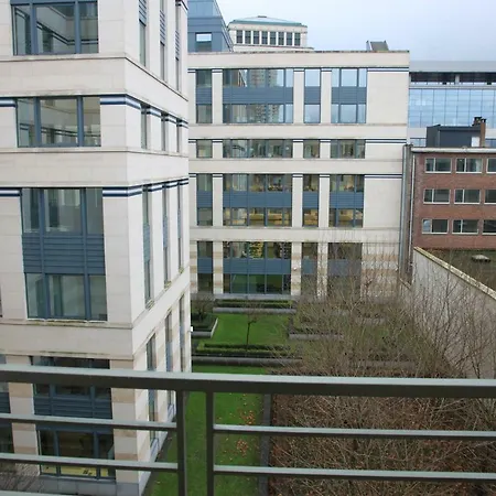 Spacious Design Apartment In Brussels-3