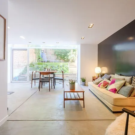 1Bd Apartment With Garden Brugmann Area-3