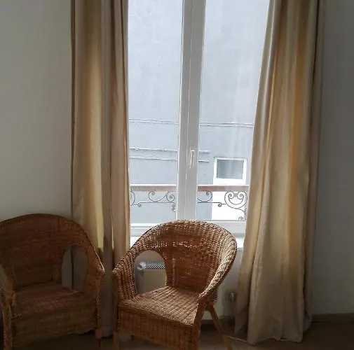 Central Studio Close To Grand Place For 2 Bruxelles