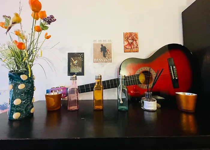 Quiet And Colorfull Flat In The Center City Of Bruxelles