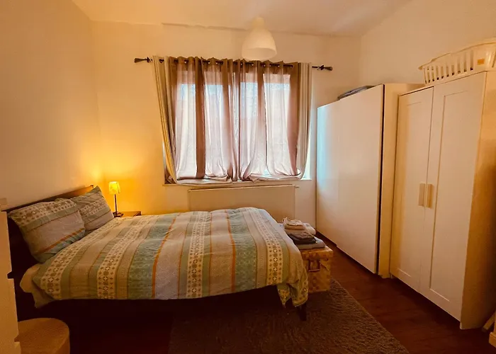 Quiet And Colorfull Flat In The Center City Of Bruxelles
