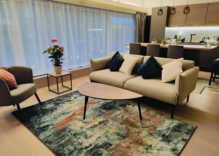Bright & Cozy Appartment In Bruxelles