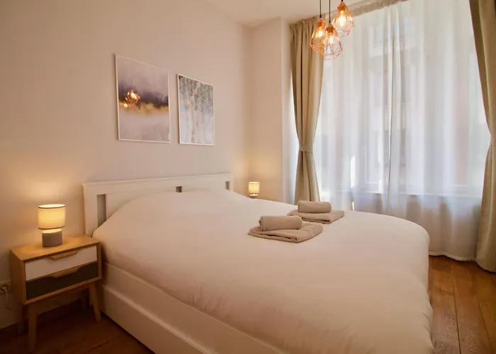 Heart Of Grand Place - Stunning 3Br Triplex Bruxelles