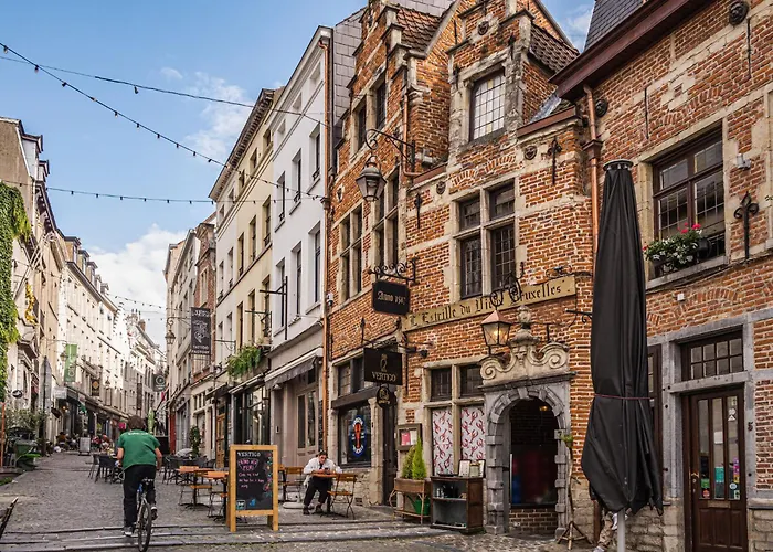 Magnifique Appartement Au Coeur Du Sablon ! Brussels