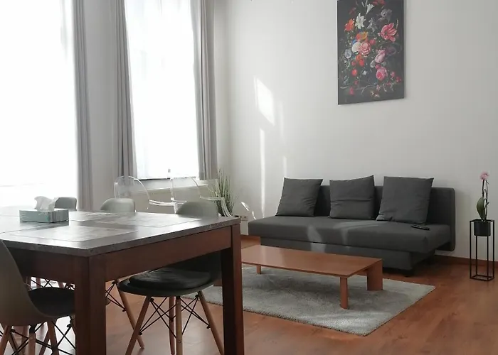 Claude'S Apartment - European Quarter Bruxelles