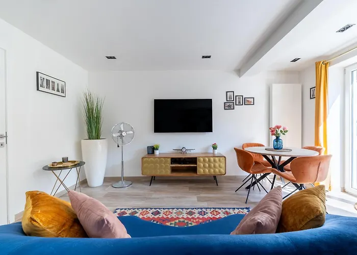 Cozy Apartment In Bruselas