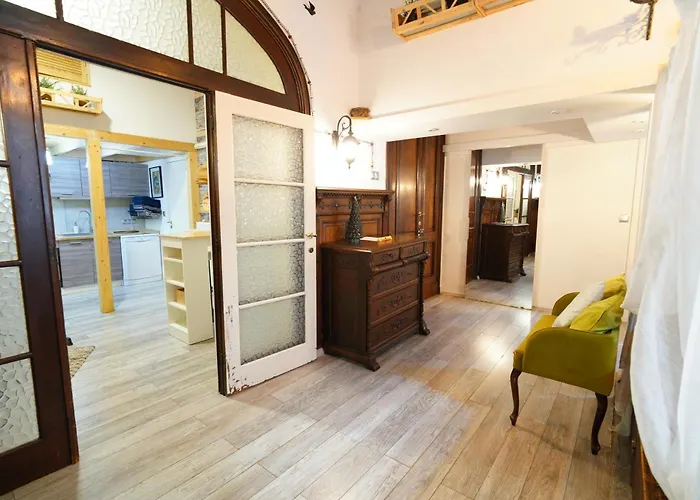 Magical double bedroom duplex Bruxelles