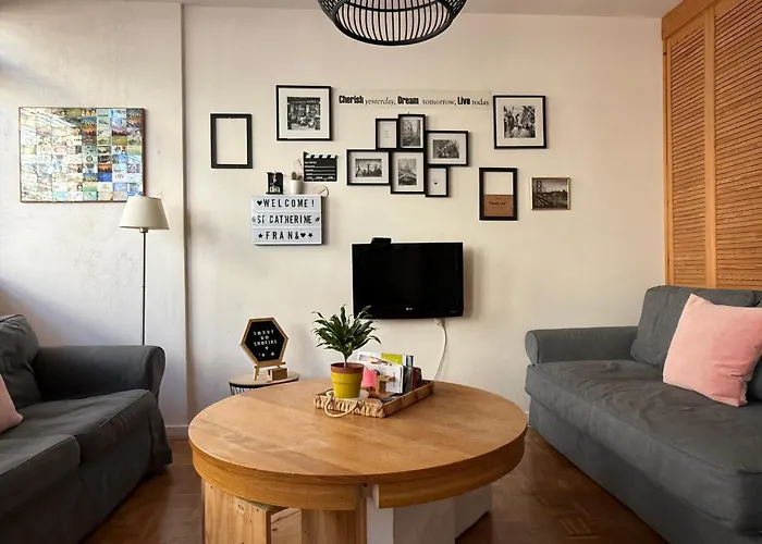 St Catherine - Sweet Home - Bxl - Studio Apartment With City View Bruxelles
