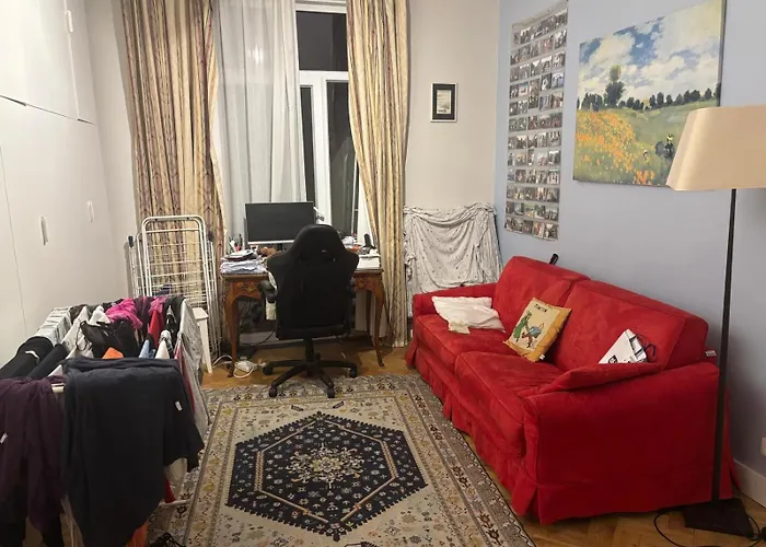 Stay in maison de metre in Etterbeek Bruxelles