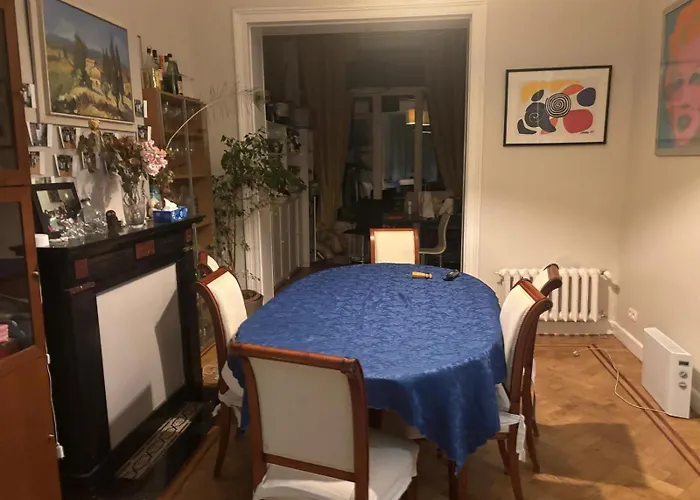 Stay in maison de metre in Etterbeek Bruxelles