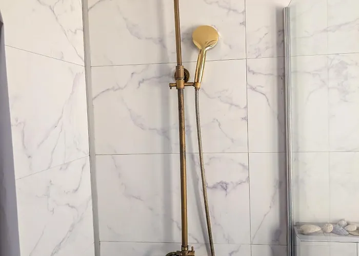 Superbe Studio au 1er étage, proche de la gare du Midi Bruxelles