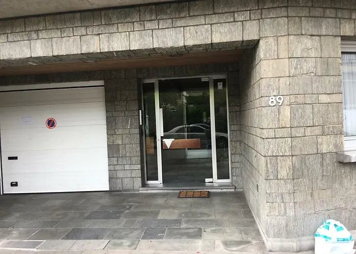 One-Bedroom Apartment Near Atomium Bruxelles