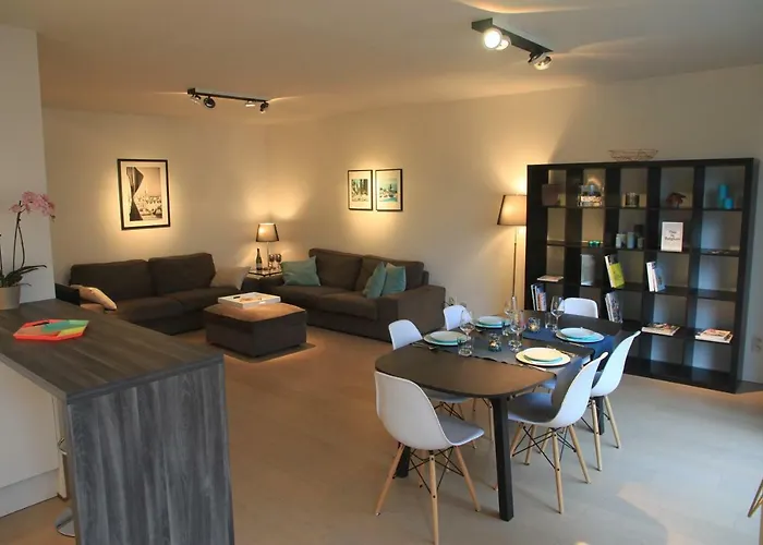 Spacious Design Apartment In Bruxelles