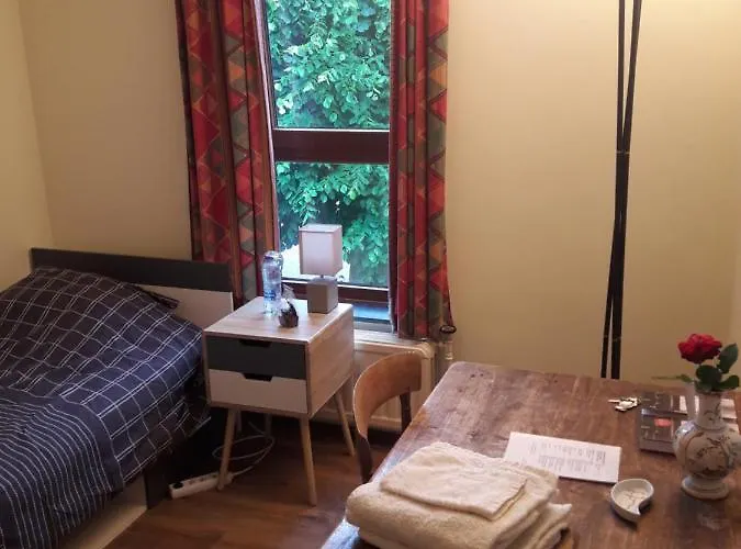 Chez Mimi - chambre vue parc Bruxelles